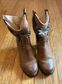 GB Boots Womens Brown Knit Sweater Shaft Fleece Lined Western Heeled Ankle