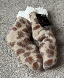 RZ by Rachel Zoe Animal Print Sherpa Lined Grip Slipper Socks SIZE 9-11