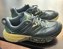 One One women’s size 6 used but lots of life left