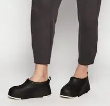 UGG Tasman StreetScape Leather Slipper