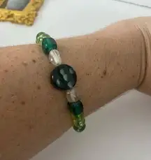 Green glass bead bracelet