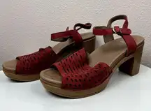 Dansko  Denita Milled Red Nubuck Sandal Size EUR 40 US 9.5-10 Block Heel Comfort