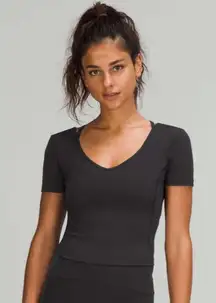 Lululemon‎ Women's Size 6 Align Tee Black Fitted Crop Yoga New