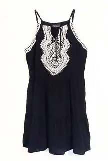 Byer California Black & White Embroidered Dress