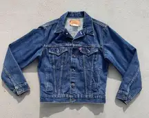 Vintage 80s Levis made in Canada red tab denim jean trucker jacket