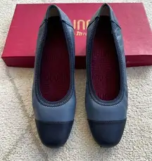 Munro Danielle Blue Leather Cap Toe Slip-On Ballet Flats Sz 8