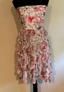 White House | Black Market EUC  Strapless Pink and White Floral Ruffle Dress size 6