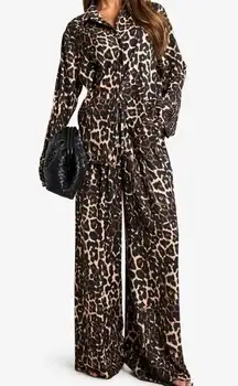 NWOT Chic wild pants and shirt matching set Brown and Black size M