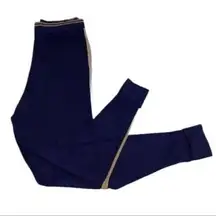 Zara Knit Highwaisted Navy Blue Skinny Pants
Size Medium)