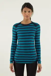 Lululemon Size 6 Top Base Runner Long Sleeve Micro Macro Stripe Surge Inkwell