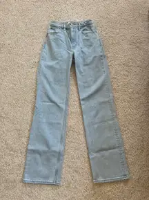 Abercrombie and Fitch The 90’s Relaxed Jean High Rise