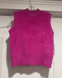 NWT  Faux Fur Sweater Vest Womens Sleeveless Classic Mock Neck Size Small.