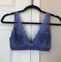 Lace Wire-Free Bralette