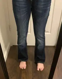 Mid Rise Easy Boot Jeans