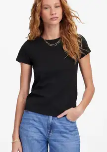 Madewell Essential Slim Tee in Lightweight Cotton in Jet Black, Size Small
