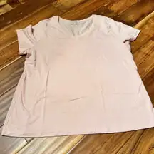 Women’s time and tru pink v neck t-shirt. Size xl