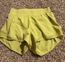 Lululemon Hotty Hot 2.5"