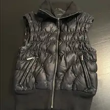 Express Quilted Black Vest with Zipper Pockets