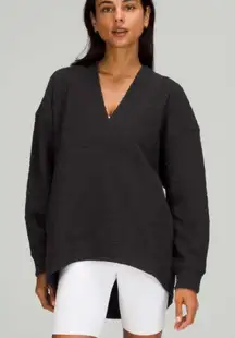 Lululemon Womens Ripple V-neck Black Pullover Sweatshirt Hi-Low Size 8