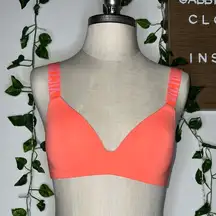 Victoria’s Secret T-Shirt Lightly Lined Wireless Bra