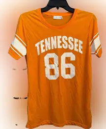 UTK University of Tennessee Volunteers Coconut Creek Trading Co. Tee Shirt, Med