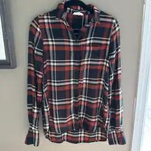 Beachlunchlounge Red and Black Plaid Shirt