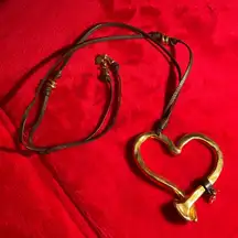 A Sweet Beautiful UNOde50 Heart Charm Long Necklace