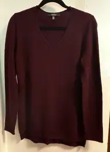 Saks Fifth Avenue Cashmere Burgandy Vneck sweater size Large