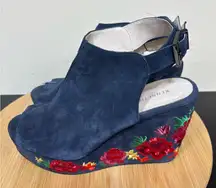 Kenneth Cole Orla Size 8 Embroidered Blue Suede‎ Ankle Strap Wedges Peep Toe