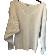 White‎ Birch v-neck white sweater size XL
