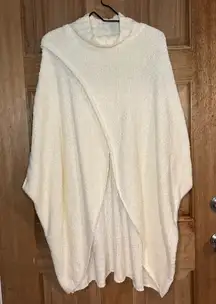 Elan Cream Women's Poncho Sweater size S