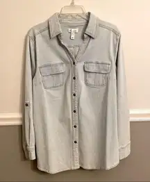 Women’s Denim & Co. Button Down Y-Neck Roll-Tab Long Sleeve Denim Shirt Medium