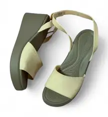 Crocs‎ Women's Wedge Sandal Ankle Strap Beige Casual Lightweight Comfort