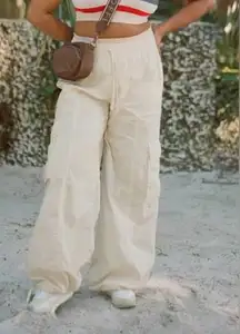 NWT Aerie High Waisted Go-For-It Baggy wide comfy Cargo Pant cream XS