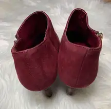 Liz Clairborne wine red color heels size 9.5