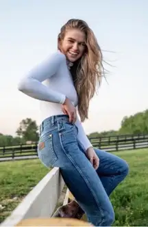 NWT Wrangler Wild West 603‎ High Rise StraightJeans Size 27