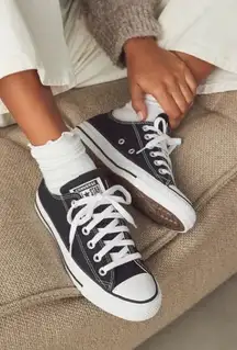 NWOB Converse CTAS OX  Low Top Black Sneakers Size Mens 6 /Wmns Sz 8 unisex