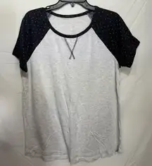 Staccato Navy and Gray Raglan Tee, Stars on Sleeves Size L