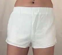Forever 21 Women Lightweight Booty Shorts White M Med Medium Texture Lightweight