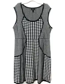 Classic  Houndstooth Sleeveless Dress - 26/28