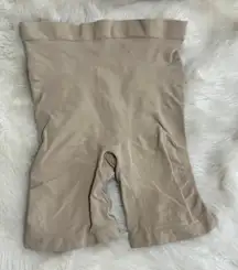 SPANX Shapewear High‎ Waist Mid Thigh Bodysuit Shaper Size Medium Slimming