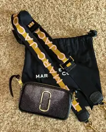 Marc Jacobs  Snapshot Crossbody