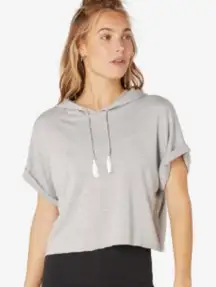 Beyond Yoga Grey Short Sleeve Cropped Hoodie Tassels Size S Workout Athletic