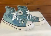 Converse Womans  Chuck Taylor All Star high-top sneakers in a teal velvet Sz 8