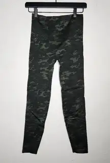 Spanx  Look at Me Now Leggings set of 2 Large , Camo and Black Like New​