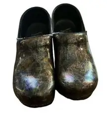 Dansko Professional Patent Iridescent Clog Mule Slip On Black Purple Size 40