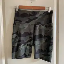 Old navy camo biker shorts