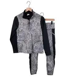 Avia Womens Brushed 1/4 Zip Top and Leggings Workout Set Size Medium Black White