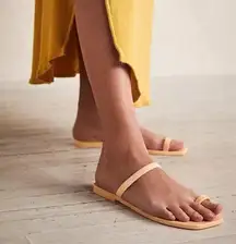 Jeffrey Campbell Toe Loop Sandals in Light Orange, Size 8 New in Box