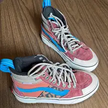 Vans Men’s 4 Women’s 5.5 Pomegranate Leopard High Top Sneakers